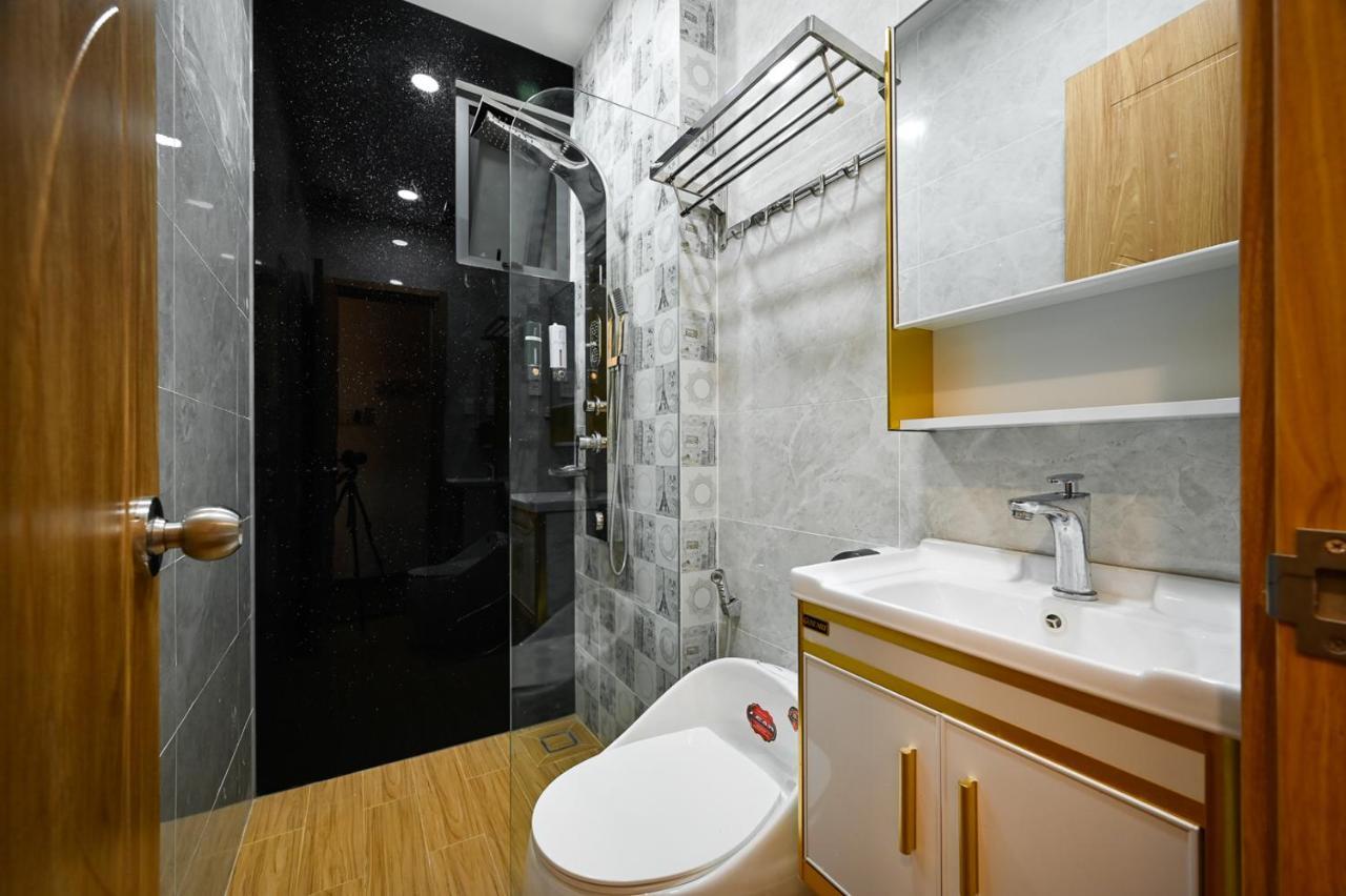 Lotus Airport Hotel Saigon โฮจิมินห์ซิตี้ ภายนอก รูปภาพ