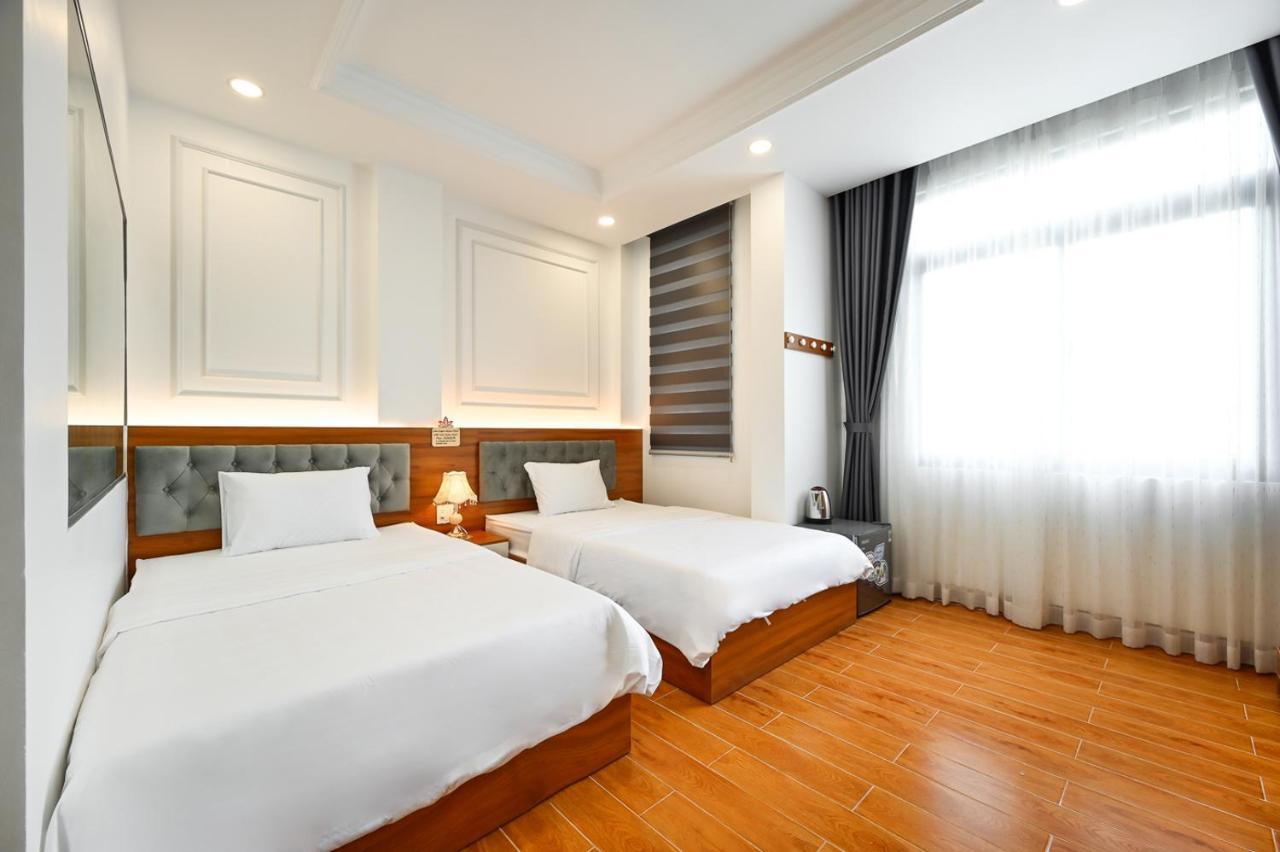 Lotus Airport Hotel Saigon โฮจิมินห์ซิตี้ ภายนอก รูปภาพ